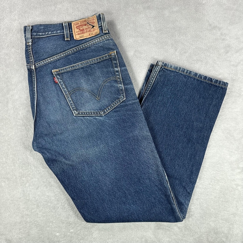 Levi's 505 Jeans Men 38x32 Blue Regular Fit Straight Leg Medium Wash Denim Pants